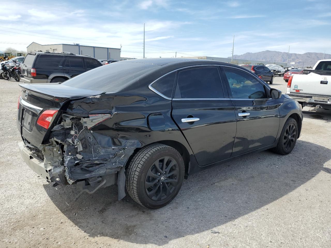 3N1AB7AP0JY300165 2018 Nissan Sentra S