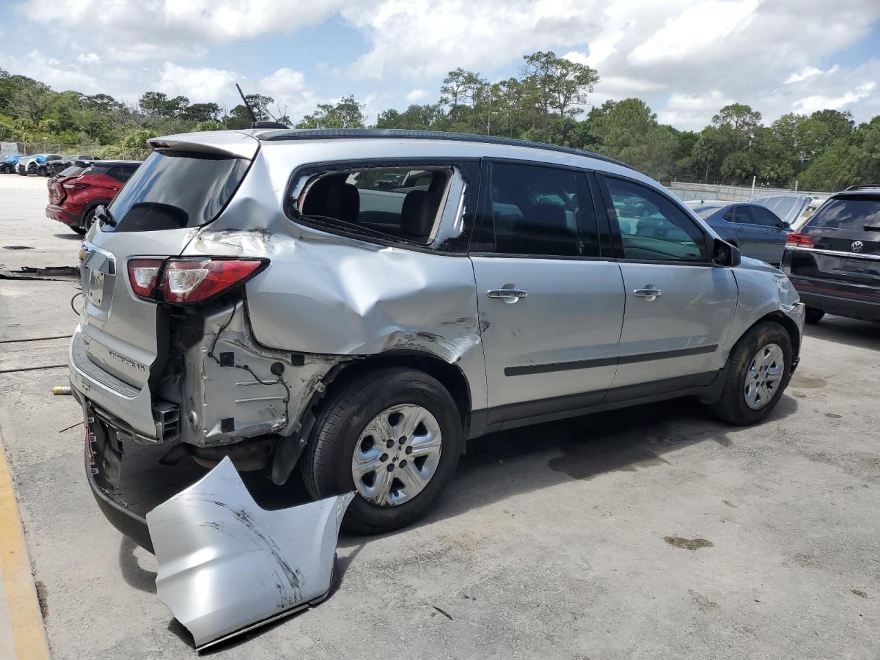 1GNKRFED7GJ312437 2016 Chevrolet Traverse Ls