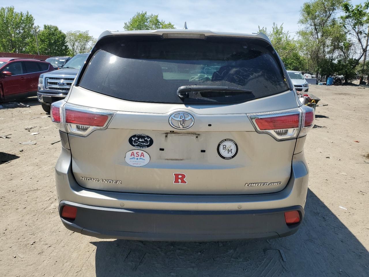 5TDDKRFHXES060966 2014 Toyota Highlander Limited