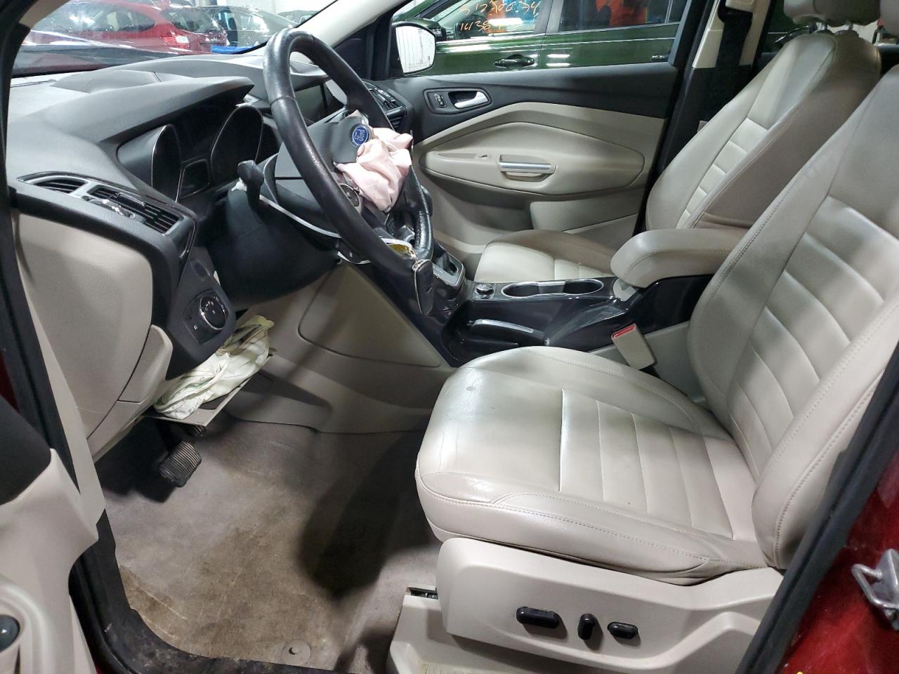 1FMCU9J99EUA70689 2014 Ford Escape Titanium