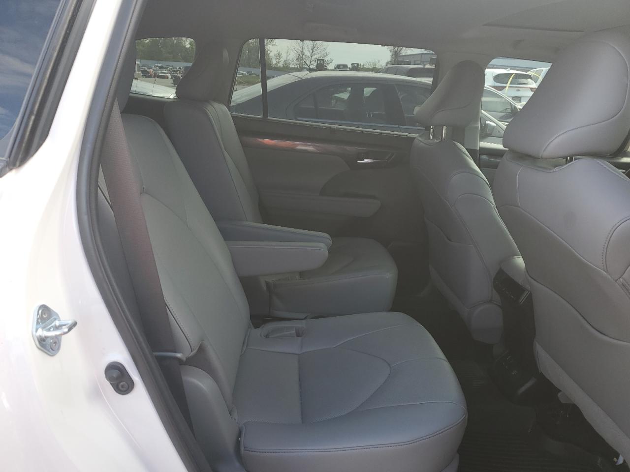 5TDYARAH1PS018331 2023 Toyota Highlander Hybrid Limited