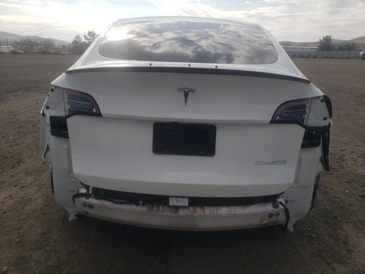 7SAYGDEF6NF343071 2022 Tesla Model Y