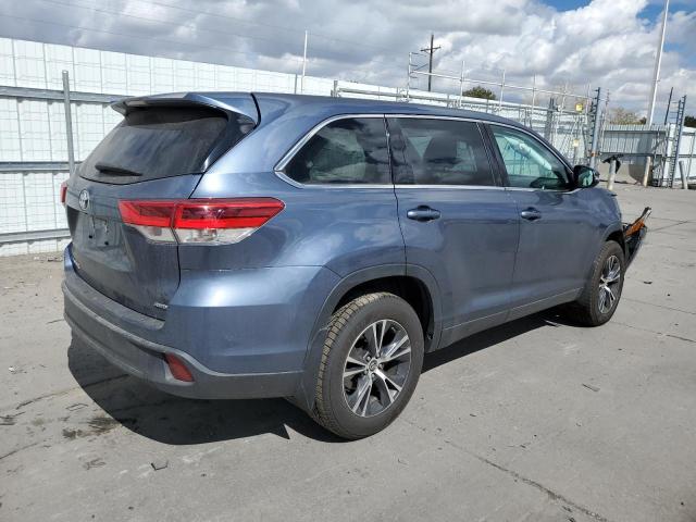 VIN 5TDBZRFH0KS978594 2019 Toyota Highlander, LE no.3