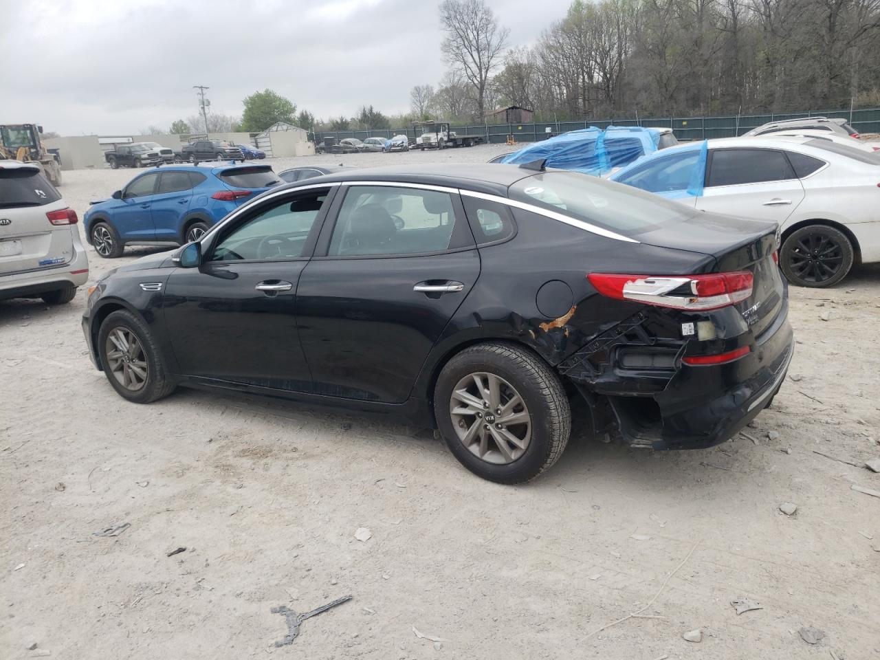 2019 Kia Optima Lx vin: 5XXGT4L3XKG333357