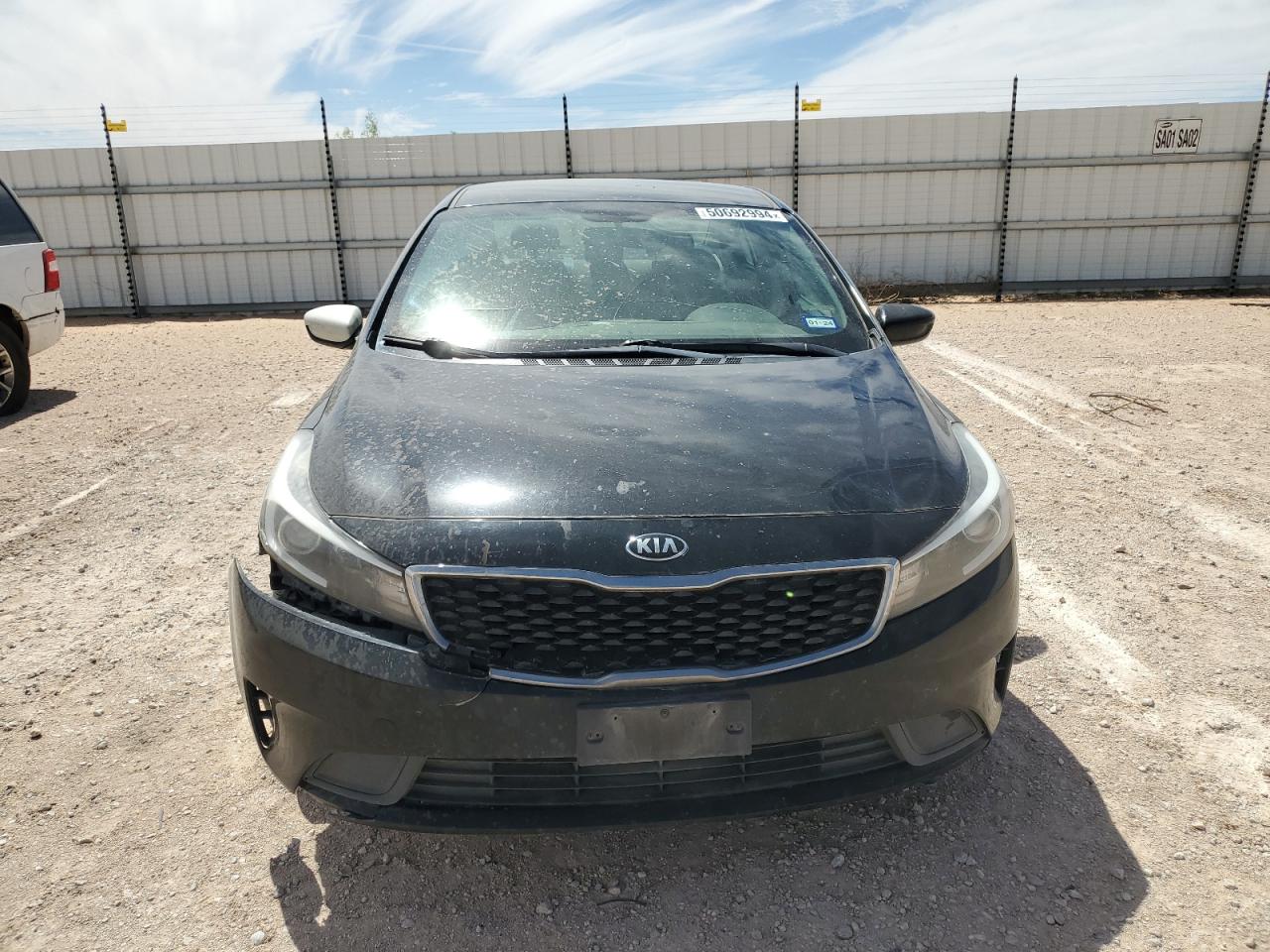 3KPFK4A7XHE107714 2017 Kia Forte Lx