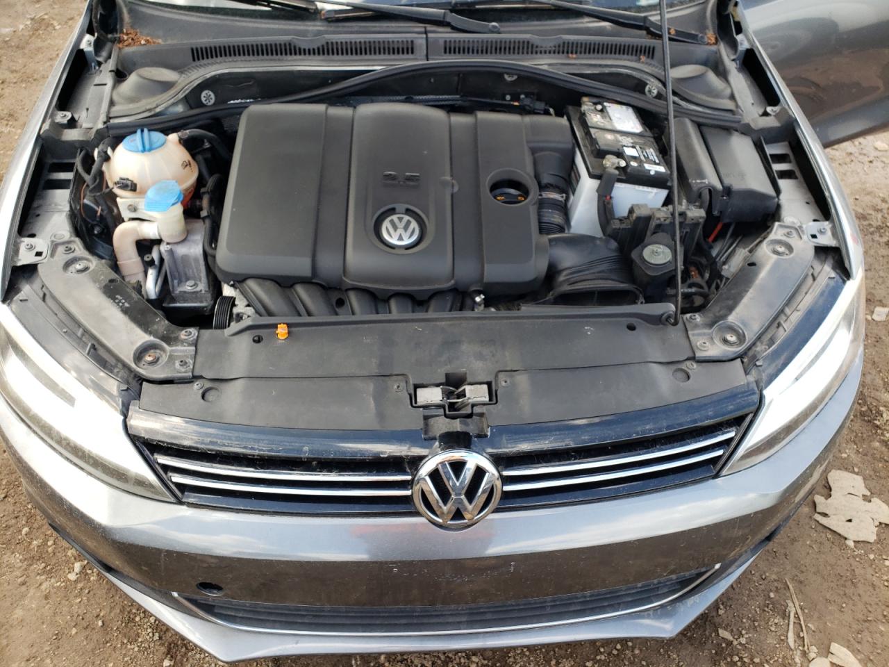 3VWLX7AJ9BM367002 2011 Volkswagen Jetta Sel