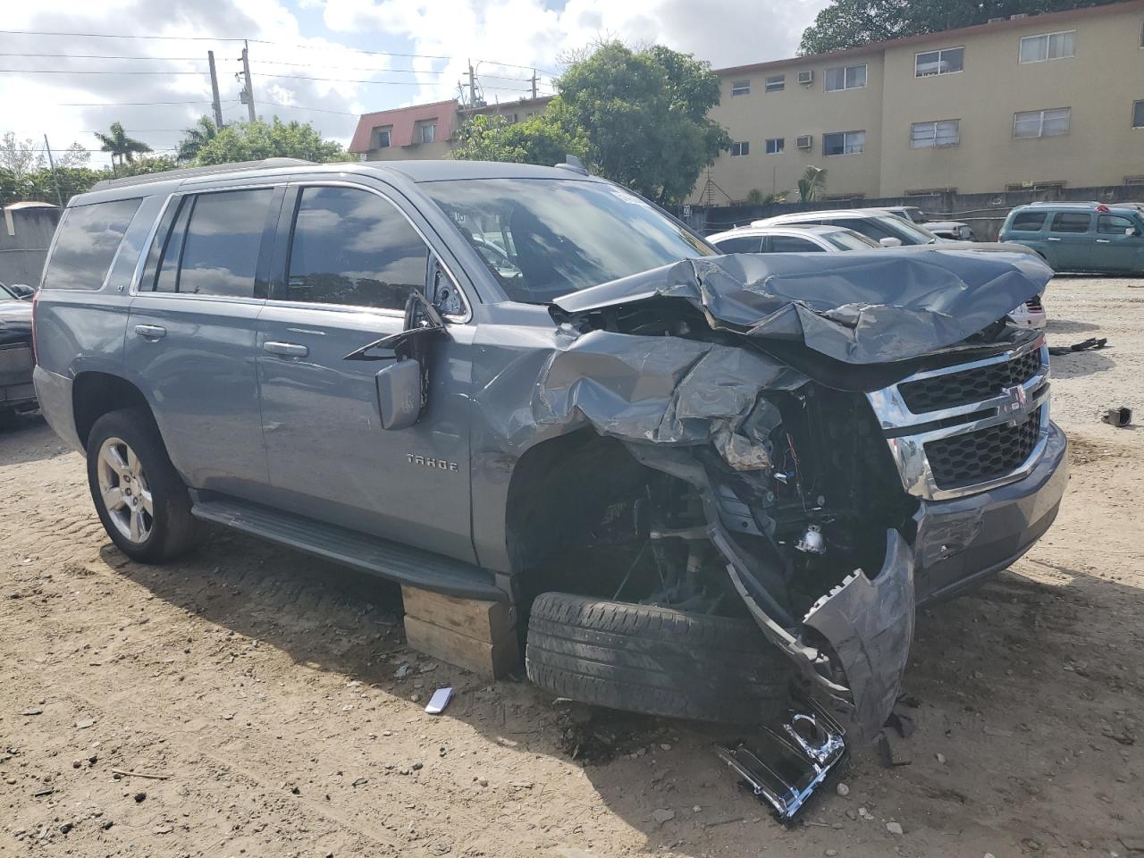 1GNSCBKC0GR249673 2016 Chevrolet Tahoe C1500 Lt