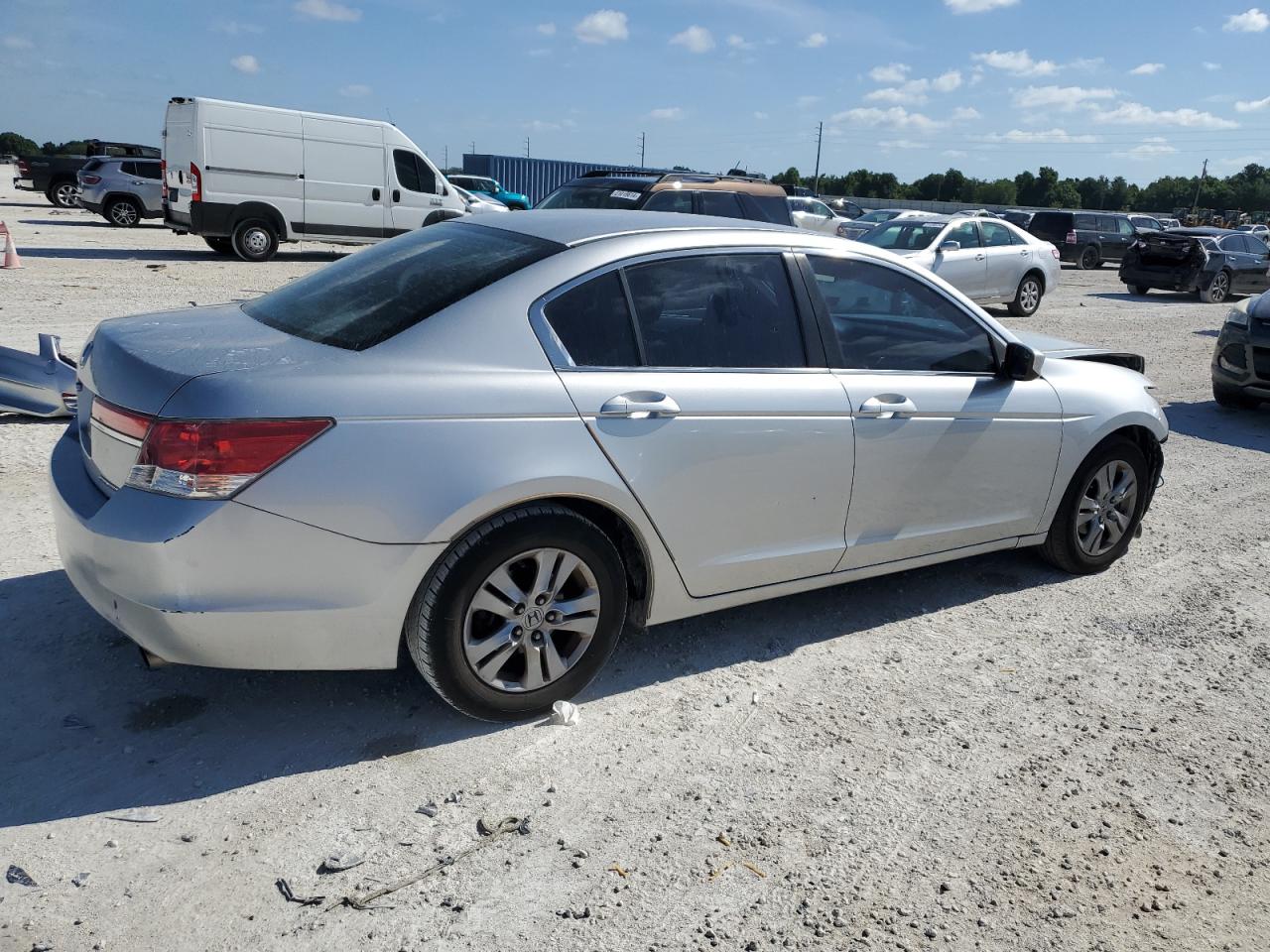 1HGCP2F69CA084173 2012 Honda Accord Se