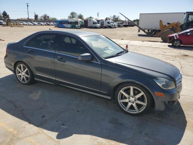 VIN WDDGF4HB9DA808153 2013 Mercedes-Benz C-Class, 250 no.4