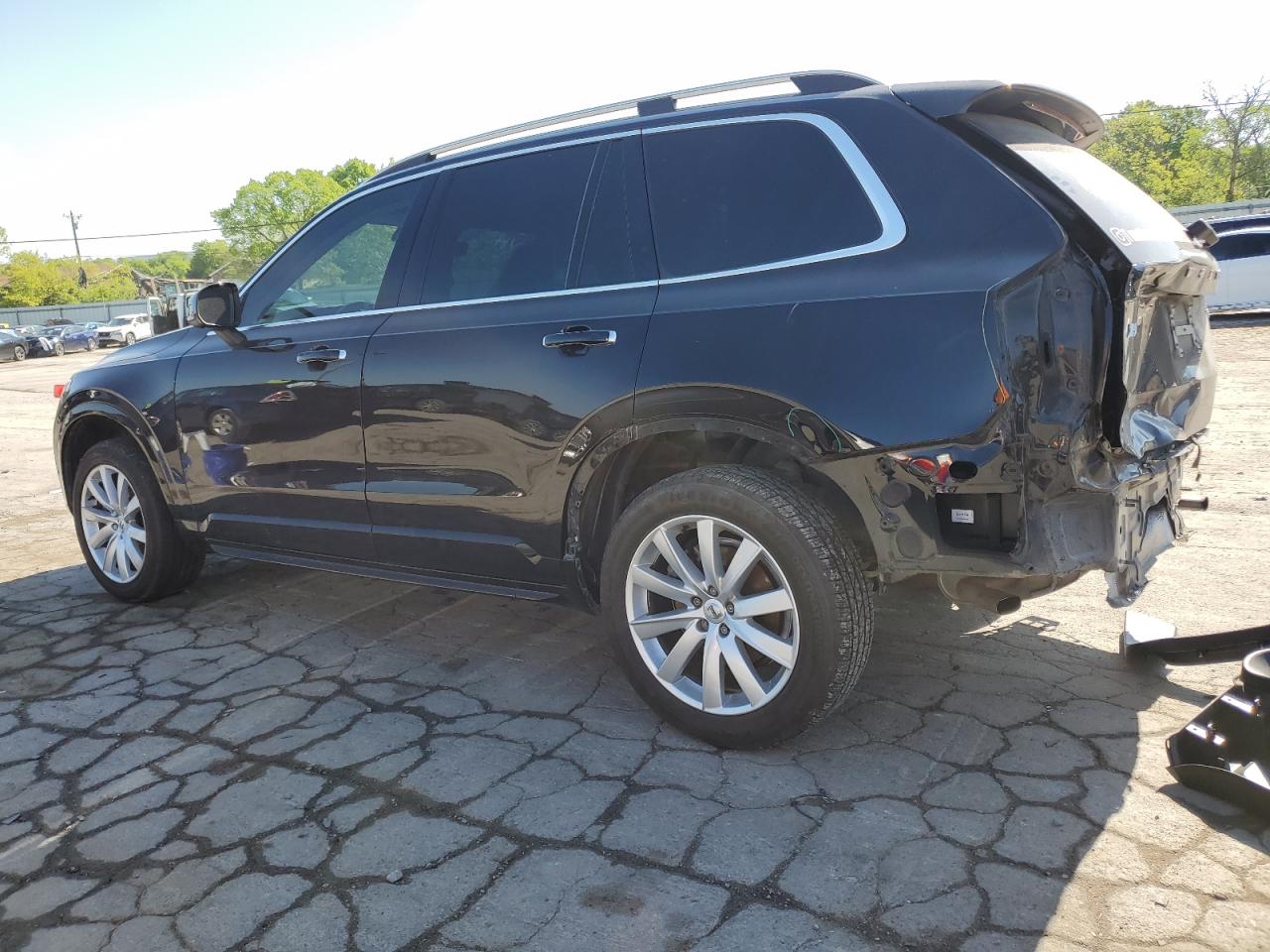 2018 Volvo Xc90 T6 vin: YV4A22PK5J1335667