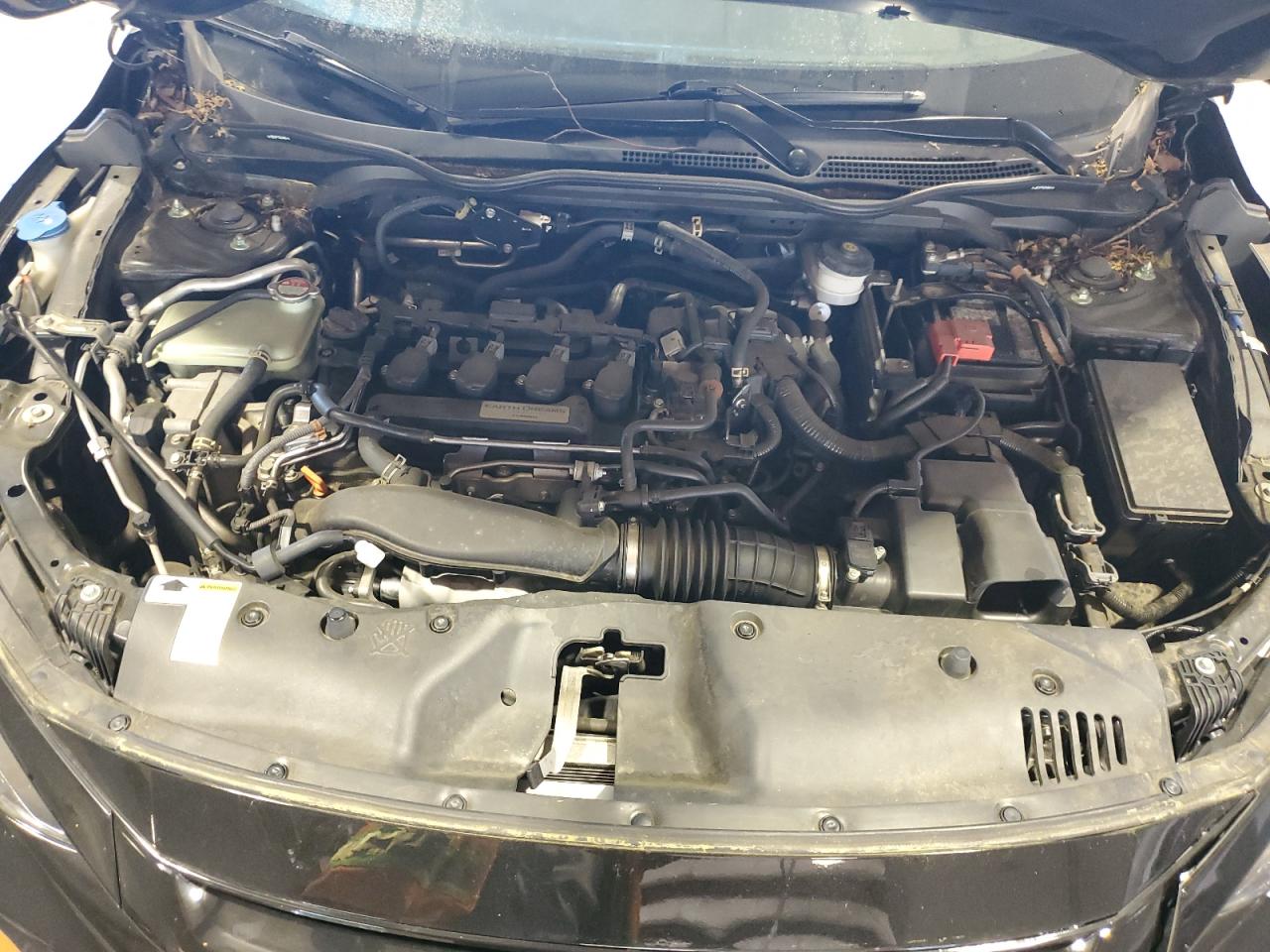 SHHFK7H4XJU223877 2018 Honda Civic Sport