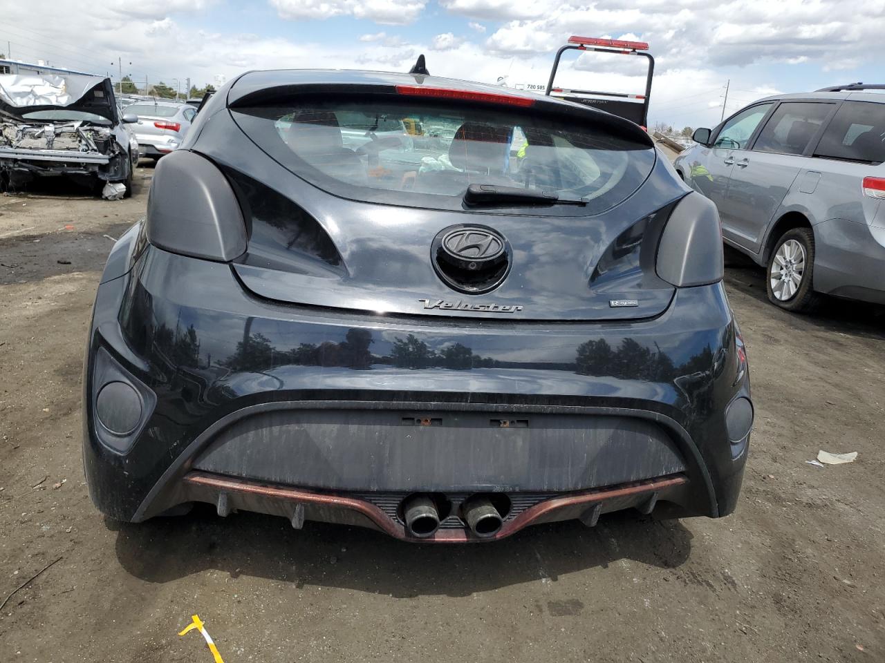 KMHTC6AE6FU221942 2015 Hyundai Veloster Turbo