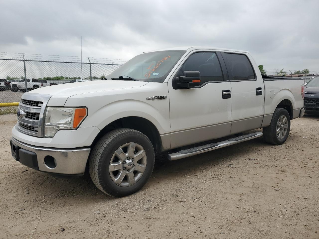 1FTFW1CF1DKF03318 2013 Ford F150 Supercrew
