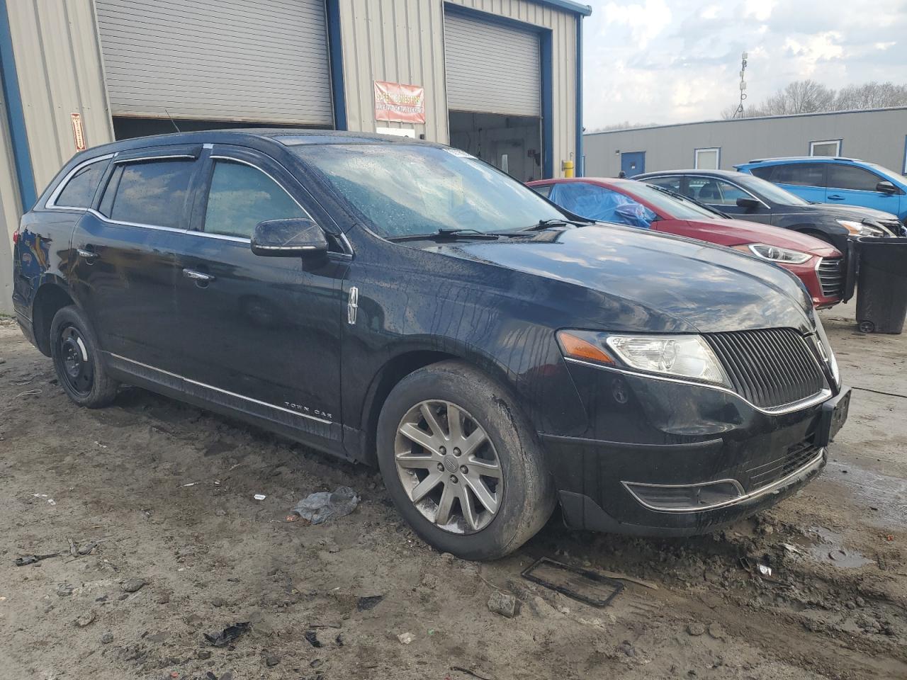 Lot #2457327023 2015 LINCOLN MKT