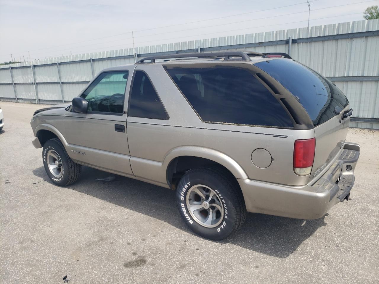 1GNCS18W61K176604 2001 Chevrolet Blazer