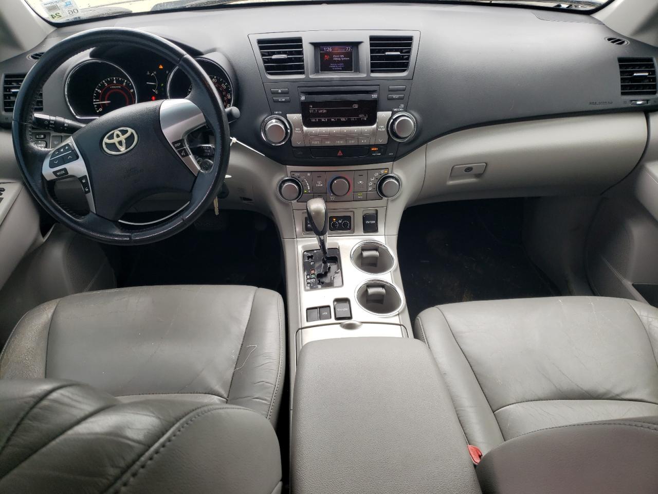 5TDZK3EH4BS041295 2011 Toyota Highlander Base