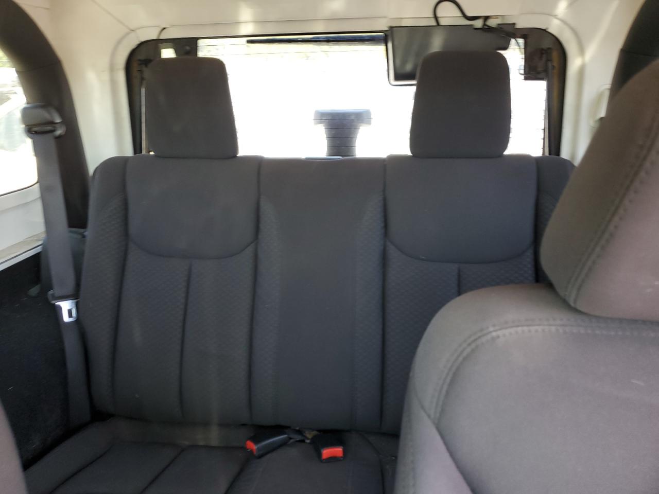 1C4AJWAG9DL582264 2013 Jeep Wrangler Sport