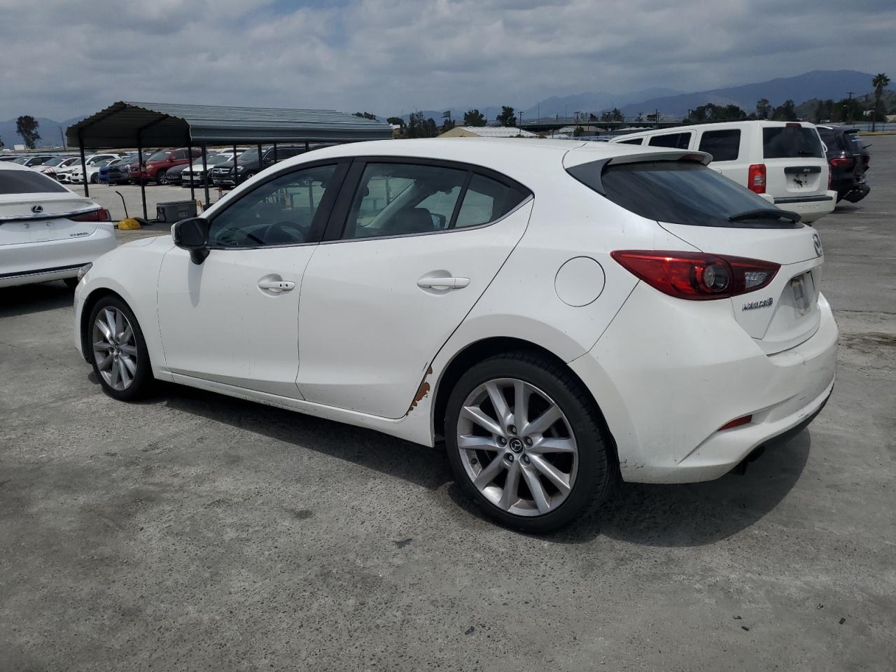 JM1BN1L74H1103517 2017 Mazda 3 Touring