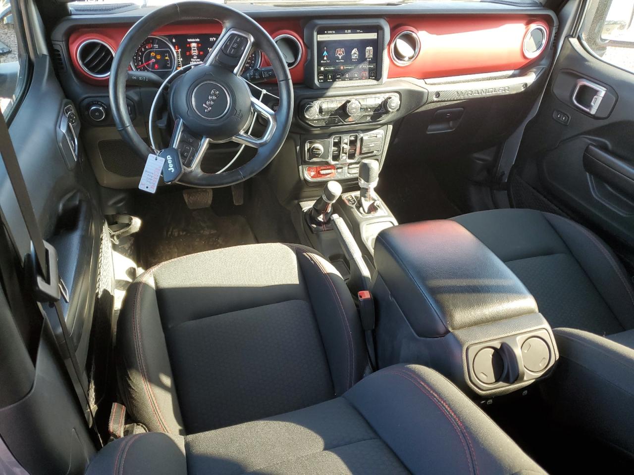 1C4HJXFN4KW532573 2019 Jeep Wrangler Unlimited Rubicon