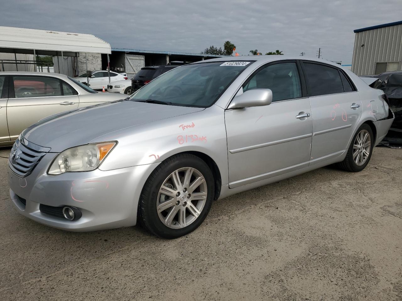  Salvage Toyota Avalon