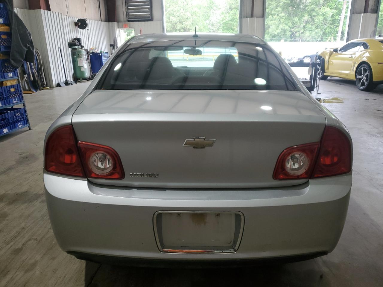 1G1ZB5EB1AF318175 2010 Chevrolet Malibu Ls
