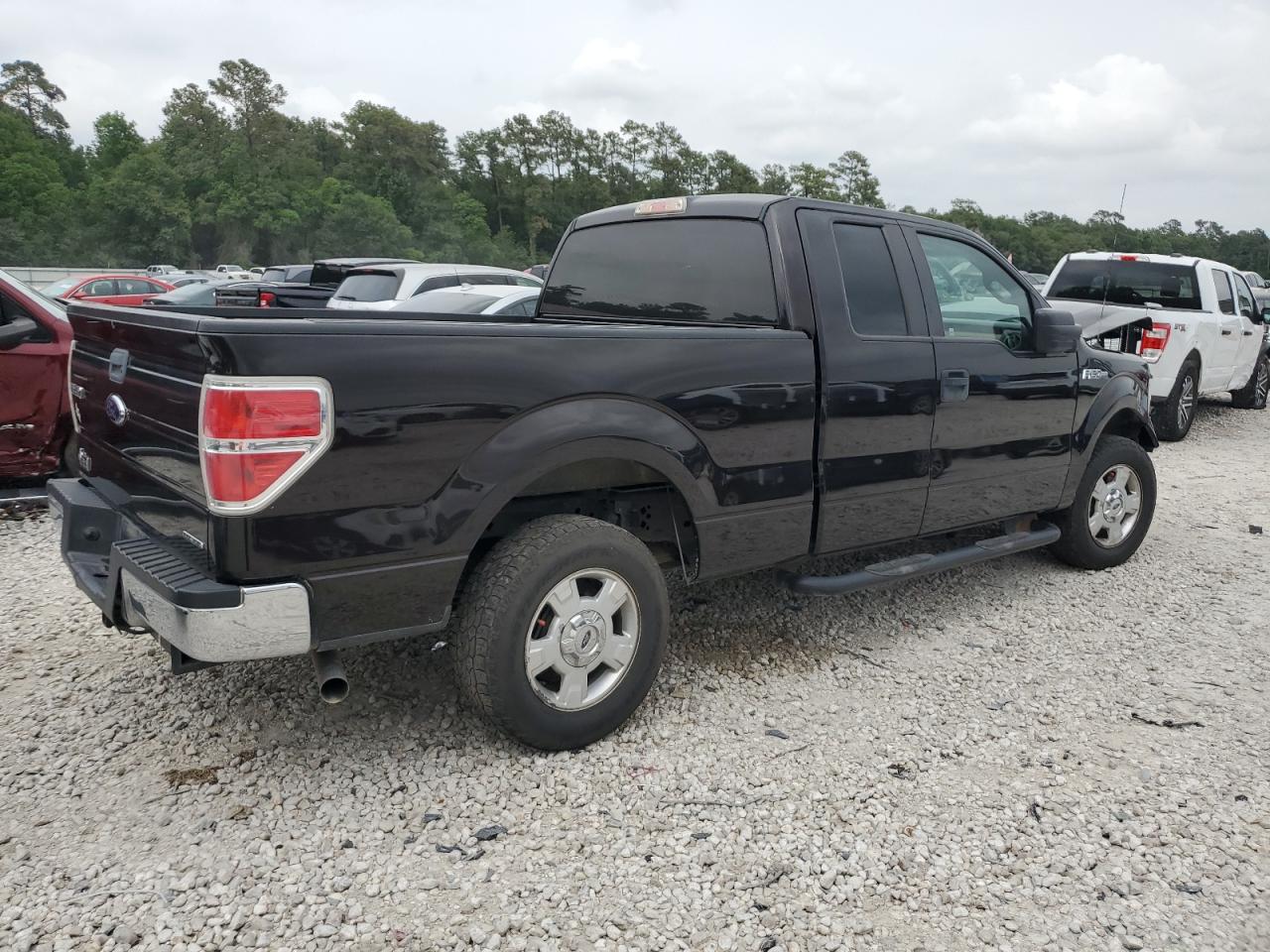 2014 Ford F150 Super Cab vin: 1FTFX1CF8EKD90689