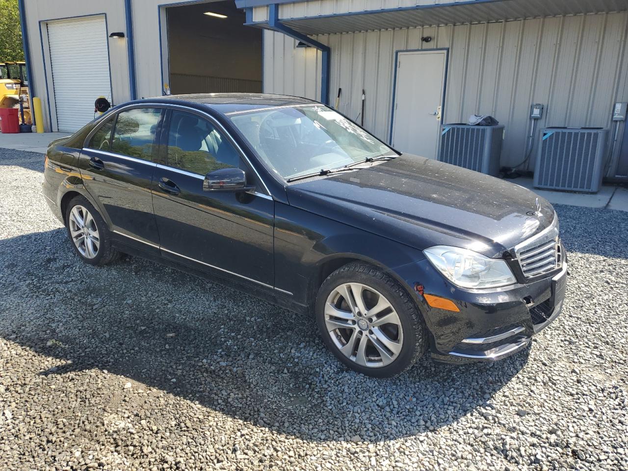 WDDGF8AB5DR286091 2013 Mercedes-Benz C 300 4Matic