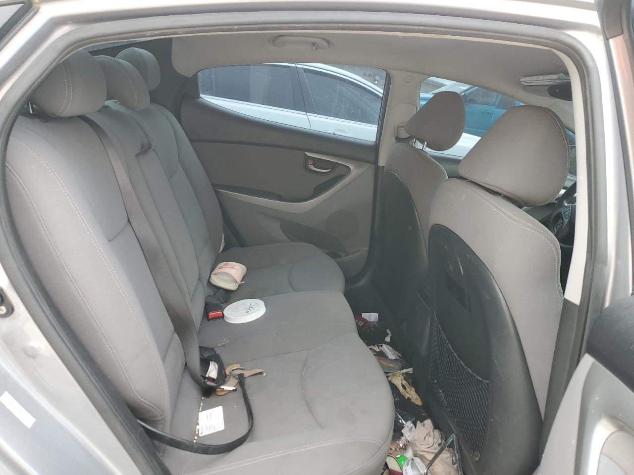 KMHDH4AE3EU149560 2014 Hyundai Elantra Se