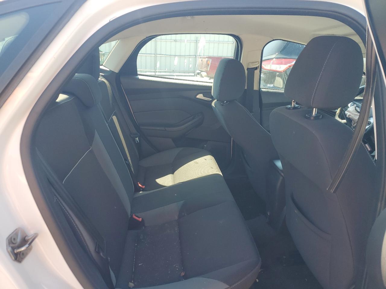 1FADP3F21DL178629 2013 Ford Focus Se