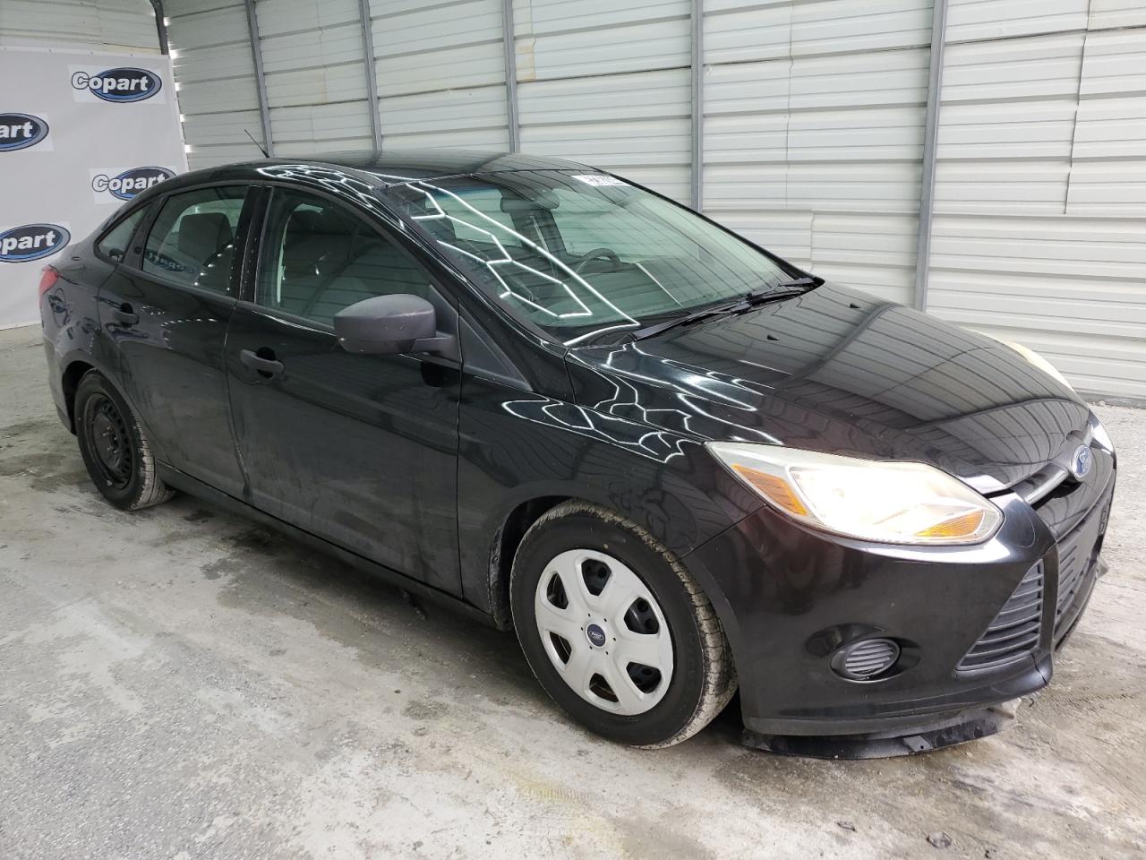 1FAHP3E27CL268563 2012 Ford Focus S