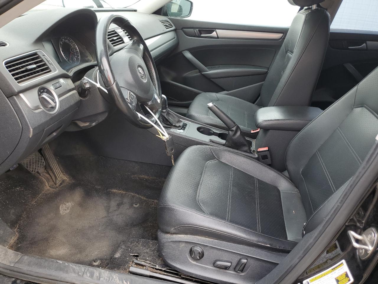 1VWAT7A36FC052976 2015 Volkswagen Passat S