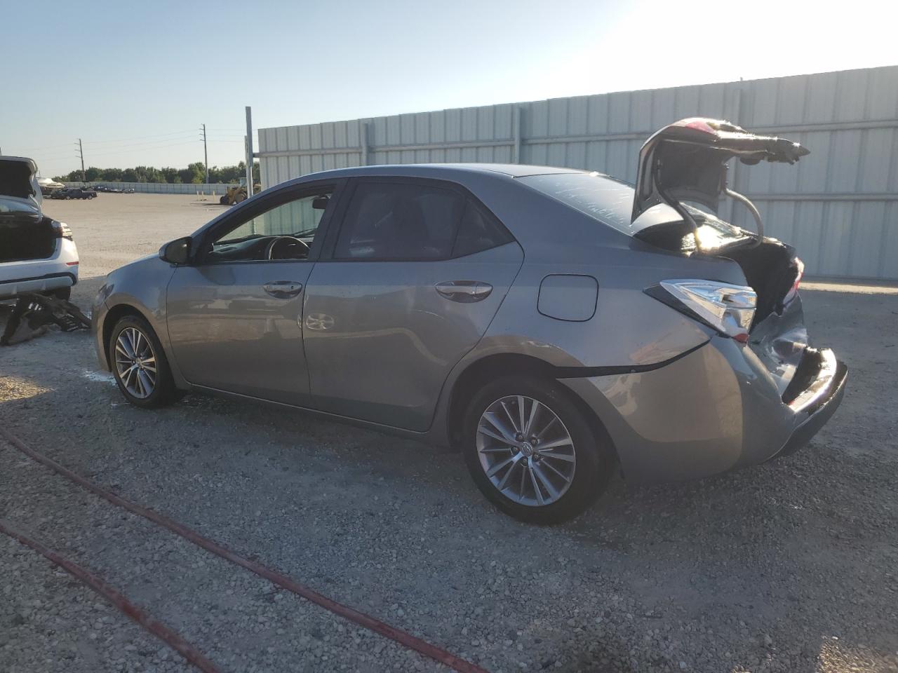 2015 Toyota Corolla L vin: 2T1BURHE5FC283480