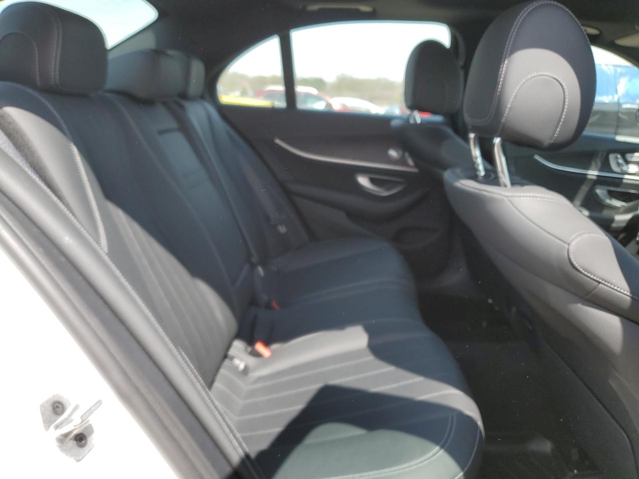 W1KZF8EB6LA830453 2020 Mercedes-Benz E 350 4Matic