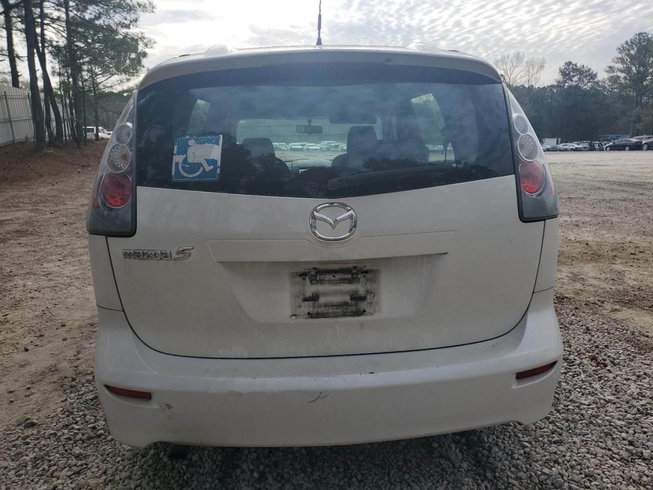 JM1CR293560106268 2006 Mazda 5