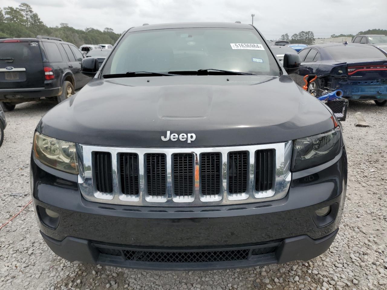 1J4RS4GG3BC574731 2011 Jeep Grand Cherokee Laredo