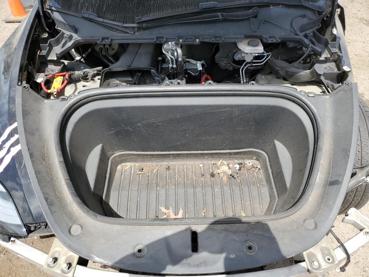 5YJYGDEE2MF305811 2021 Tesla Model Y