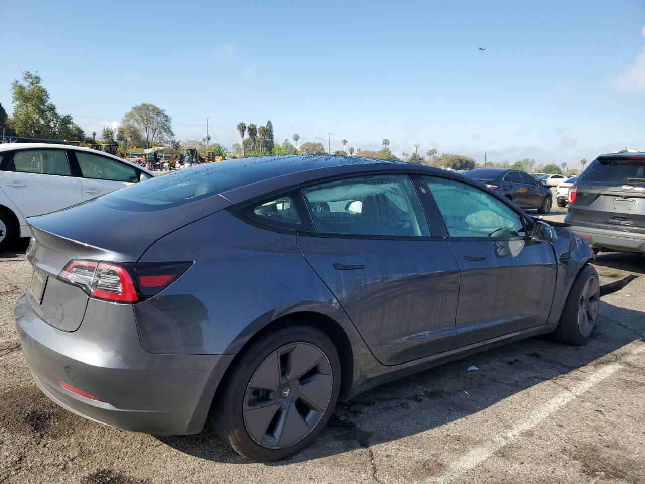 2023 Tesla Model 3 vin: 5YJ3E1EA5PF403215