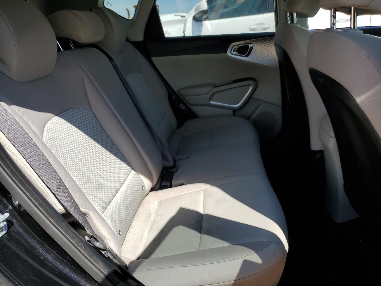 KNDJ23AU5L7049627 2020 Kia Soul Lx