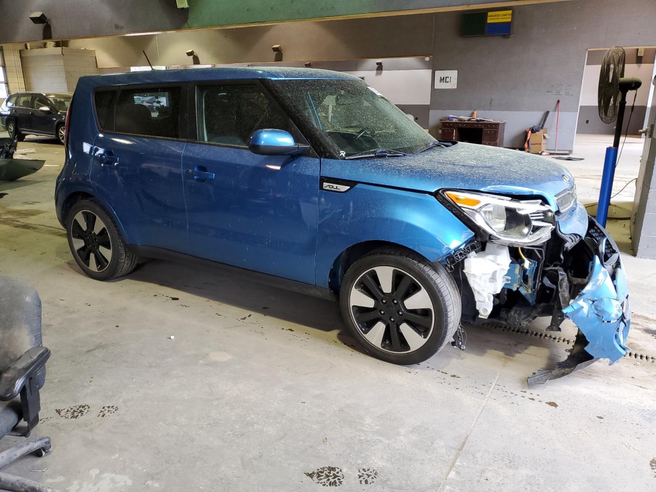 KNDJP3A51H7500814 2017 Kia Soul +
