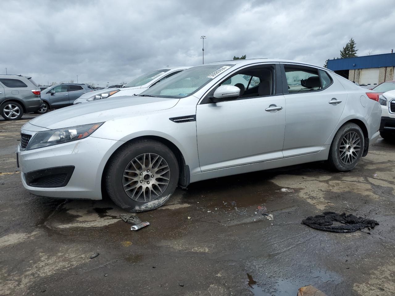 KNAGM4A72B5177769 2011 Kia Optima Lx