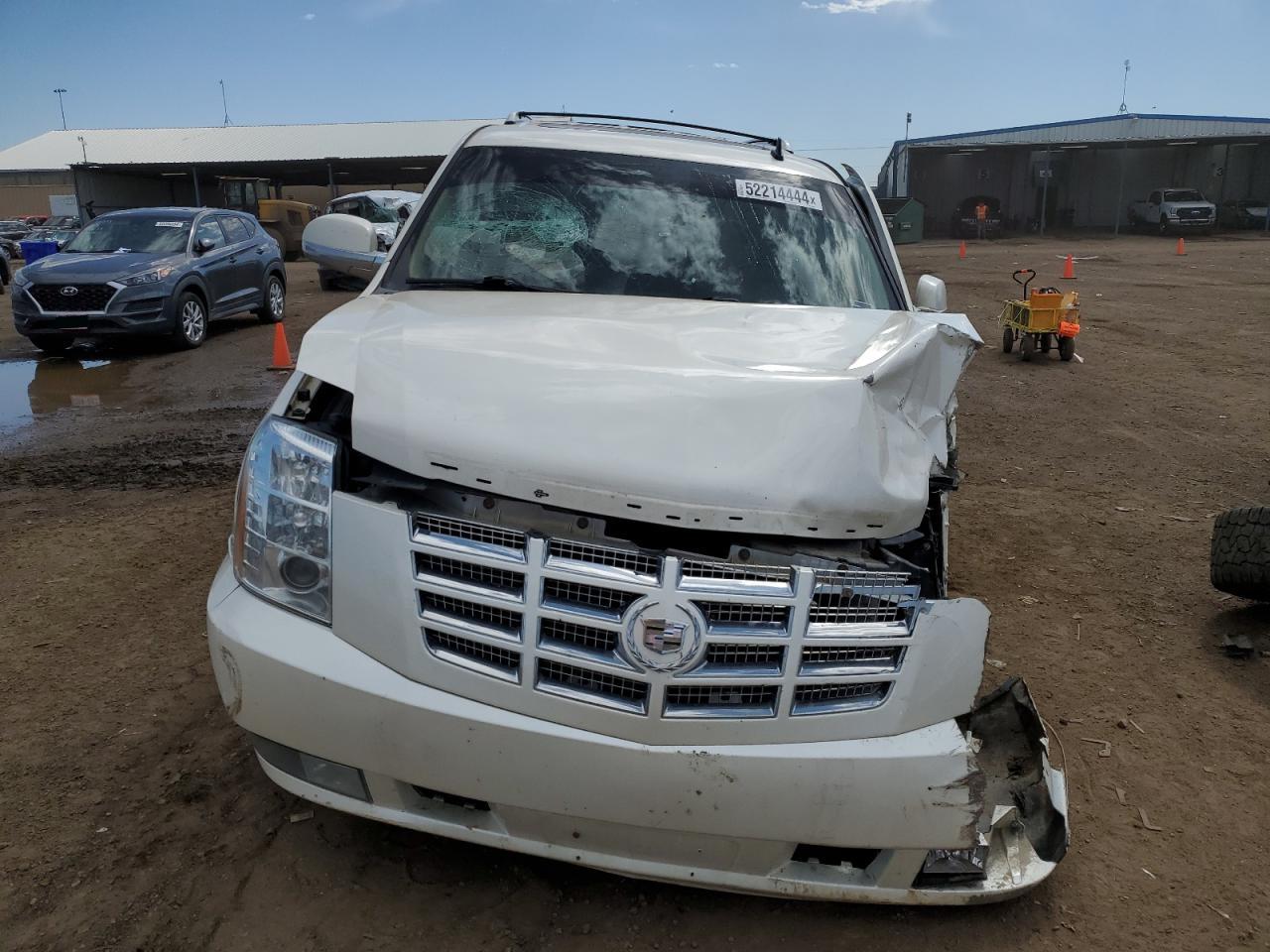 1GYS4BEF7CR107420 2012 Cadillac Escalade Luxury