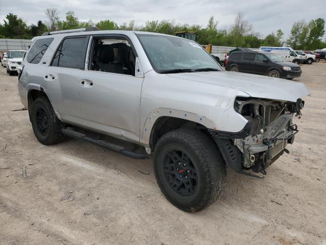 2021 TOYOTA 4RUNNER SR - JTENU5JR7M5876136