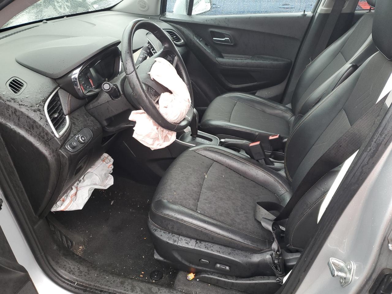 3GNCJLSB9KL245015 2019 Chevrolet Trax 1Lt