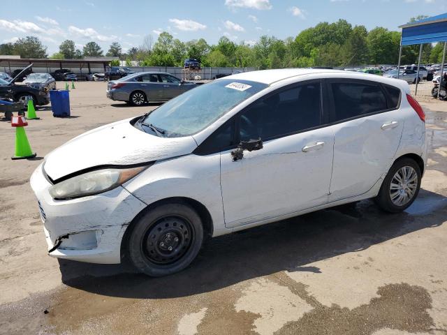 Lot #2489747792 2016 FORD FIESTA S salvage car