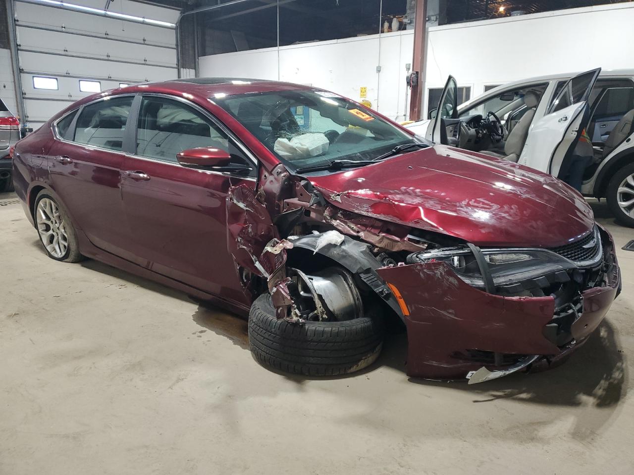 1C3CCCEG0FN656517 2015 Chrysler 200 C