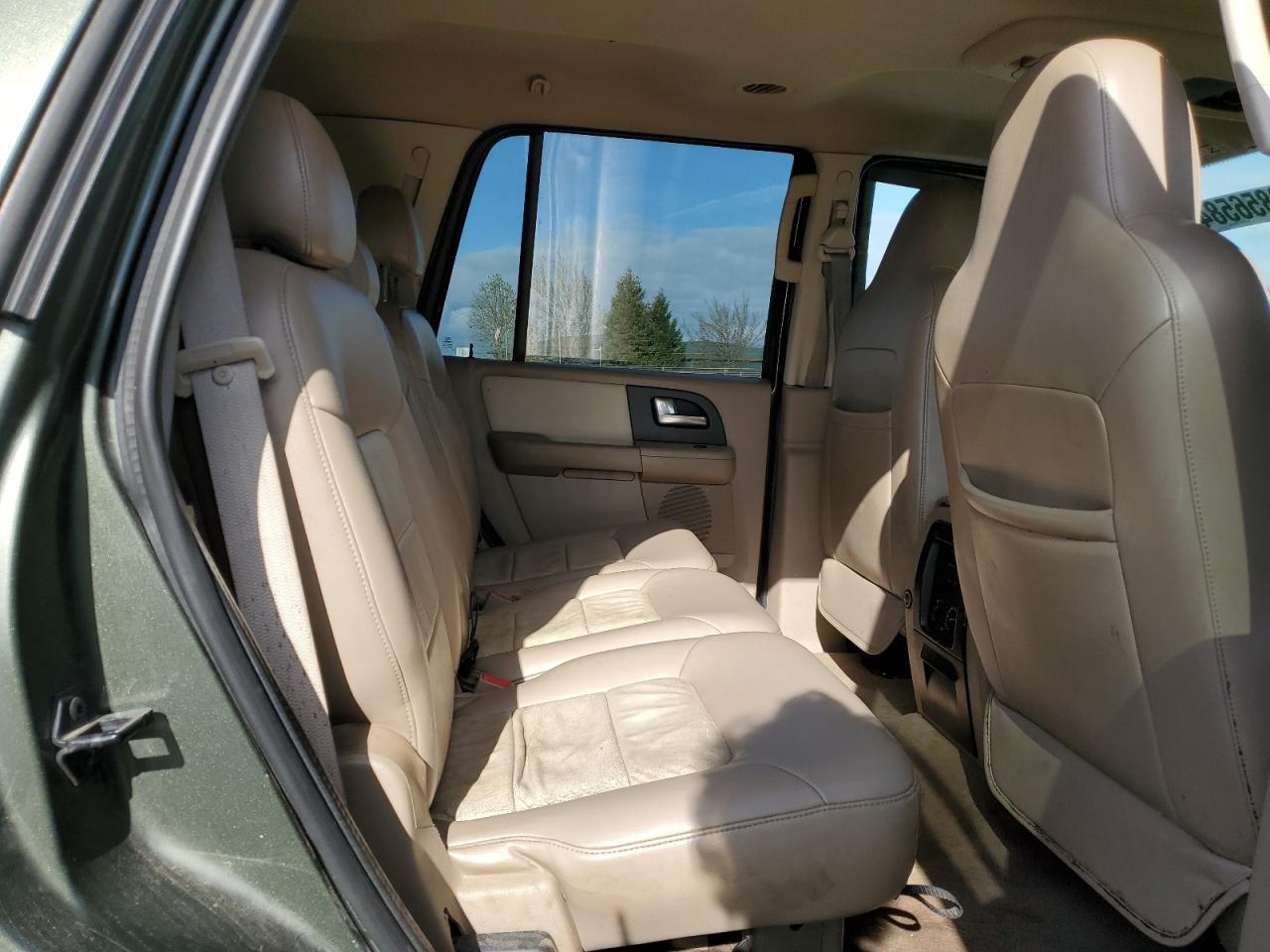 1FMPU18LX4LA92872 2004 Ford Expedition Eddie Bauer