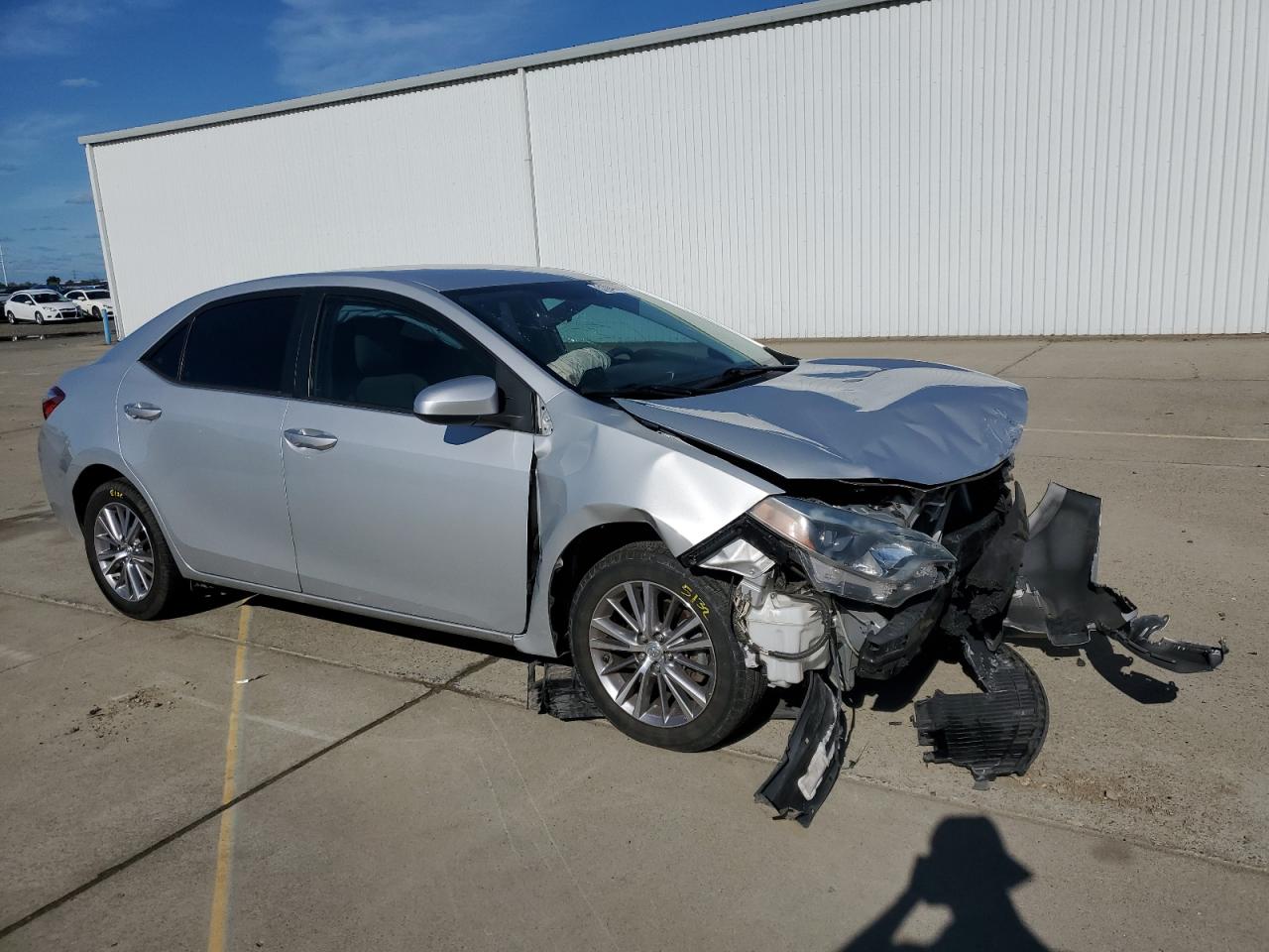 2T1BURHE3FC270484 2015 Toyota Corolla L