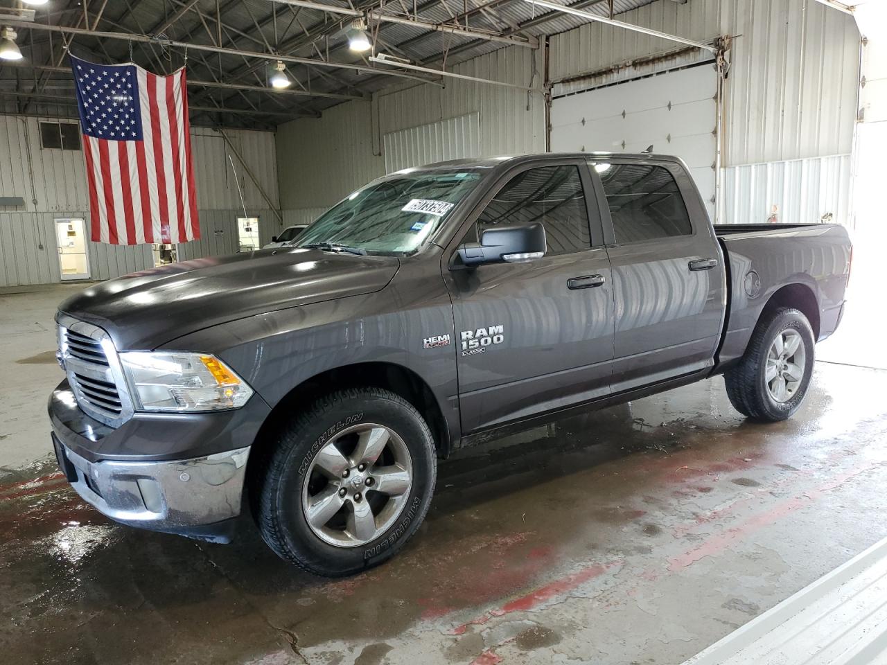 1C6RR7LT4KS627682 2019 Ram 1500 Classic Slt