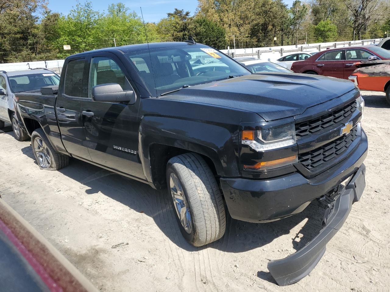 1GCVKPEC2JZ240255 2018 Chevrolet Silverado K1500 Custom