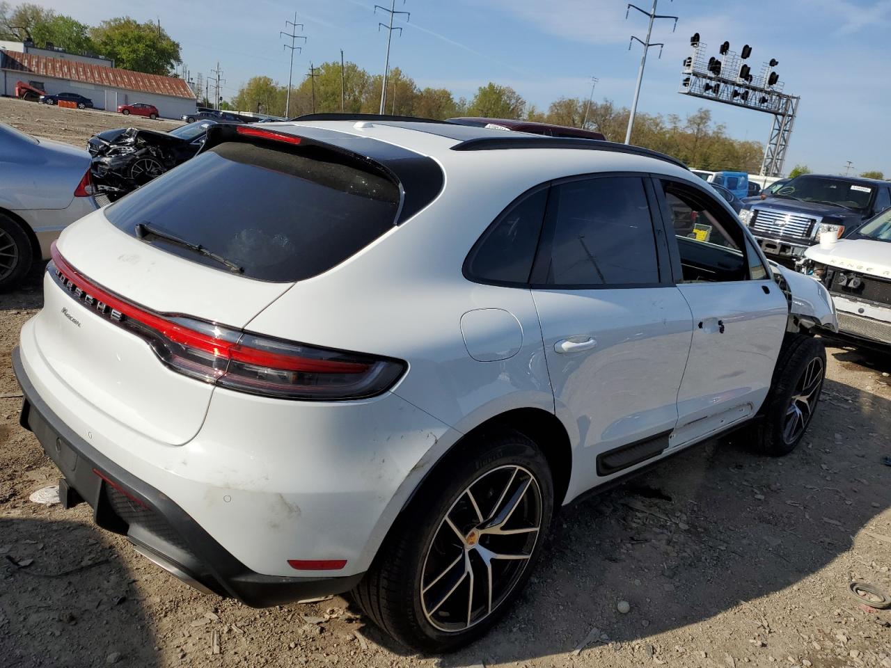 WP1AA2A56RLB05160 2024 Porsche Macan Base